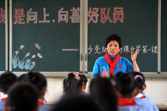 我们不能有两张面孔，一张在主场，一张在客场。